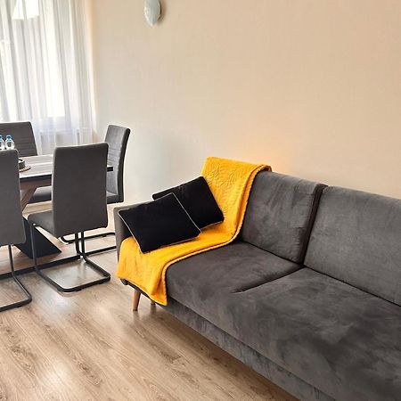 Apartament Tychy Miasto 60M2 Εξωτερικό φωτογραφία